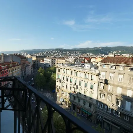 Garibaldino 4*
