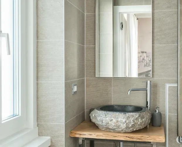 Garibaldino Τεργέστη